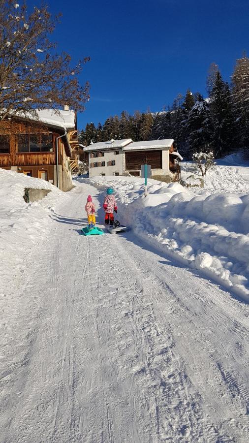 Guardamunt Villa Scuol Exteriör bild